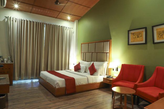 100 ACRES CLUB Super Deluxe Room 2