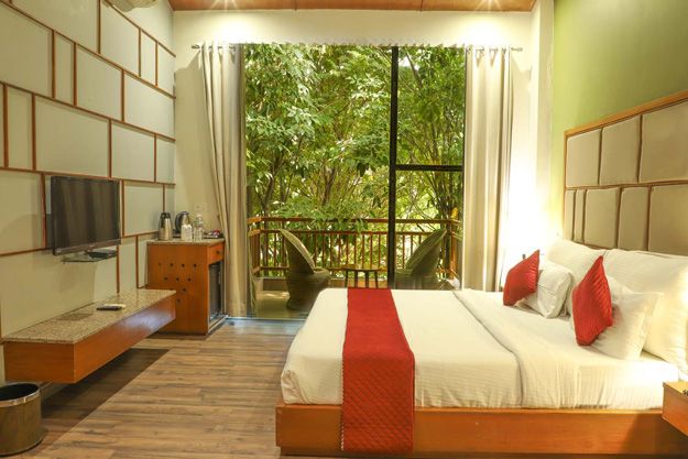 100 ACRES CLUB Super Deluxe Room