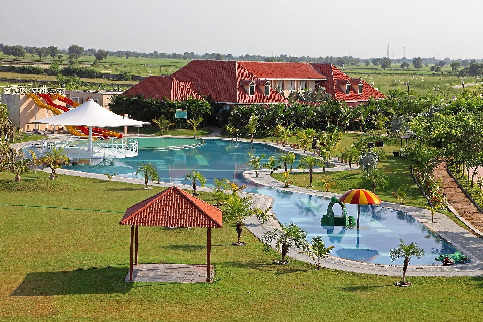 100 ACRES CLUB