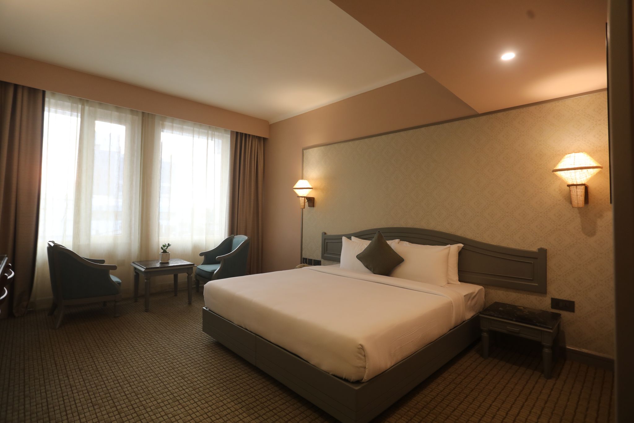 Shilton International Executive King 