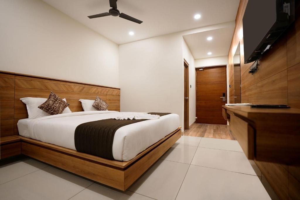 Stayon Hotels DELUXE ROOMS 4