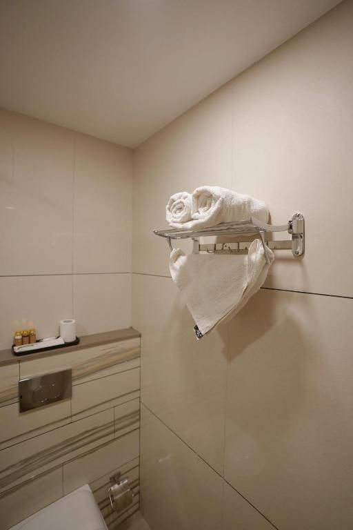 Stayon Hotels DELUXE ROOMS 6