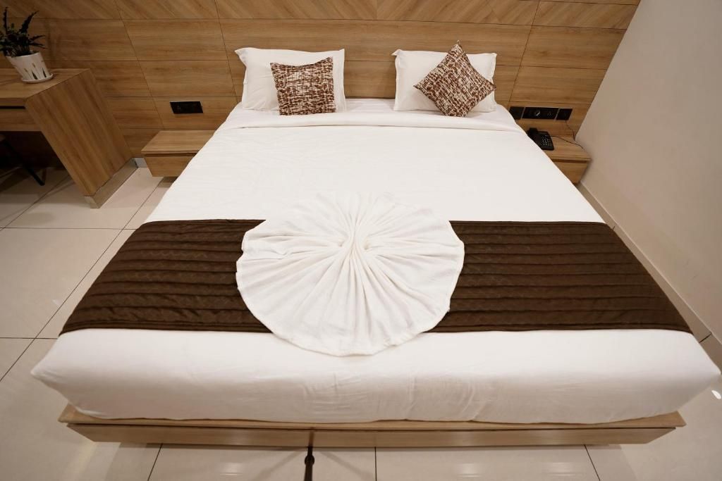 Stayon Hotels DELUXE ROOMS 3