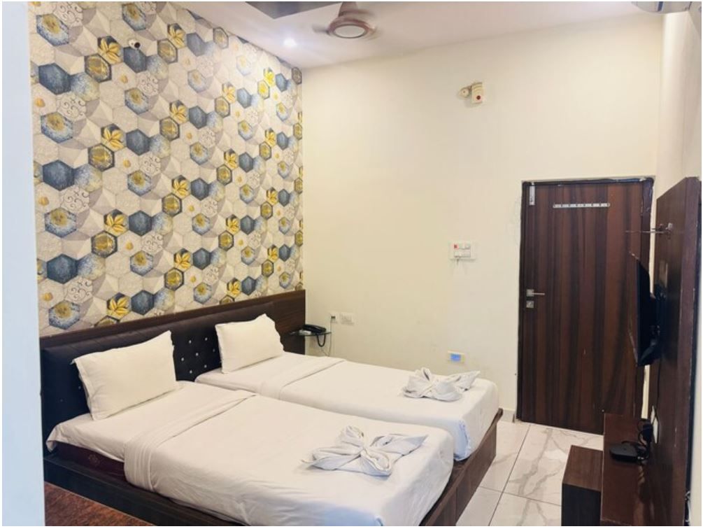 Hotel Plaza Airport Zone, Hyderabad Queen Room 2