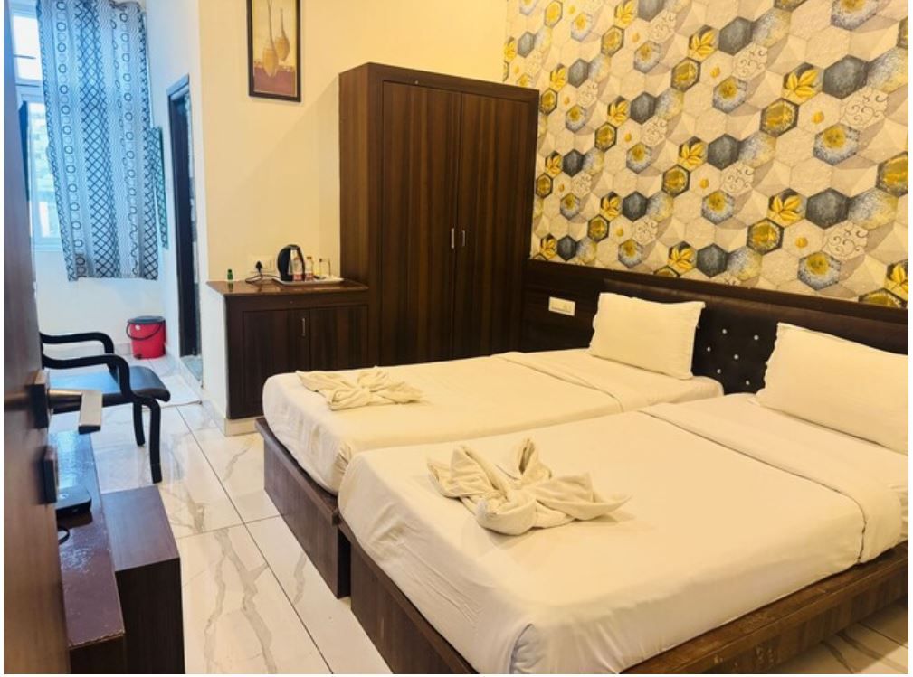 Hotel Plaza Airport Zone, Hyderabad Queen Room 3