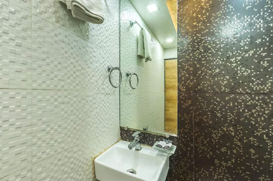 Hotel Mordern Standard AC Room 4