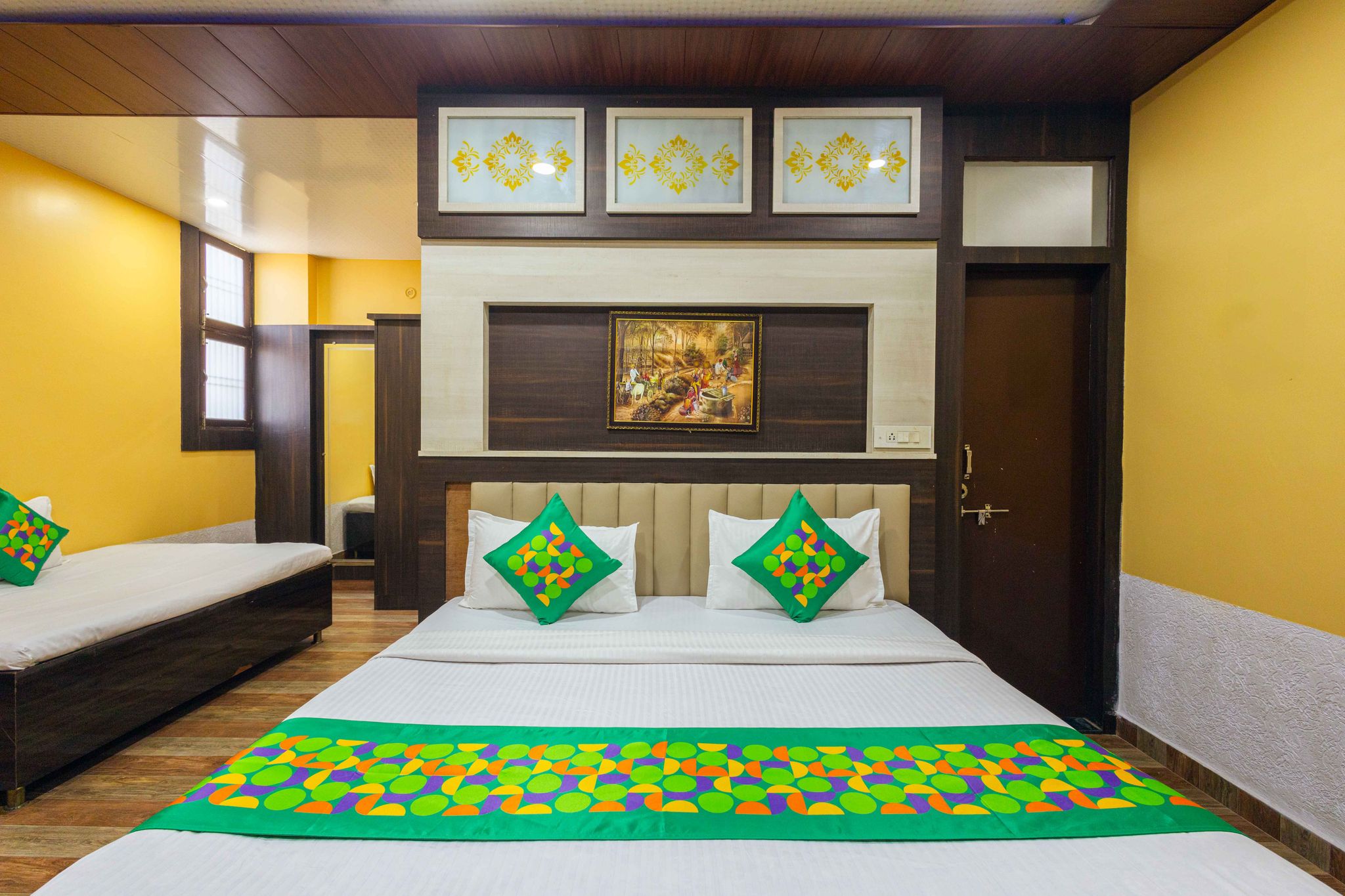 Treebo Saumendra Residency Premium Room 8