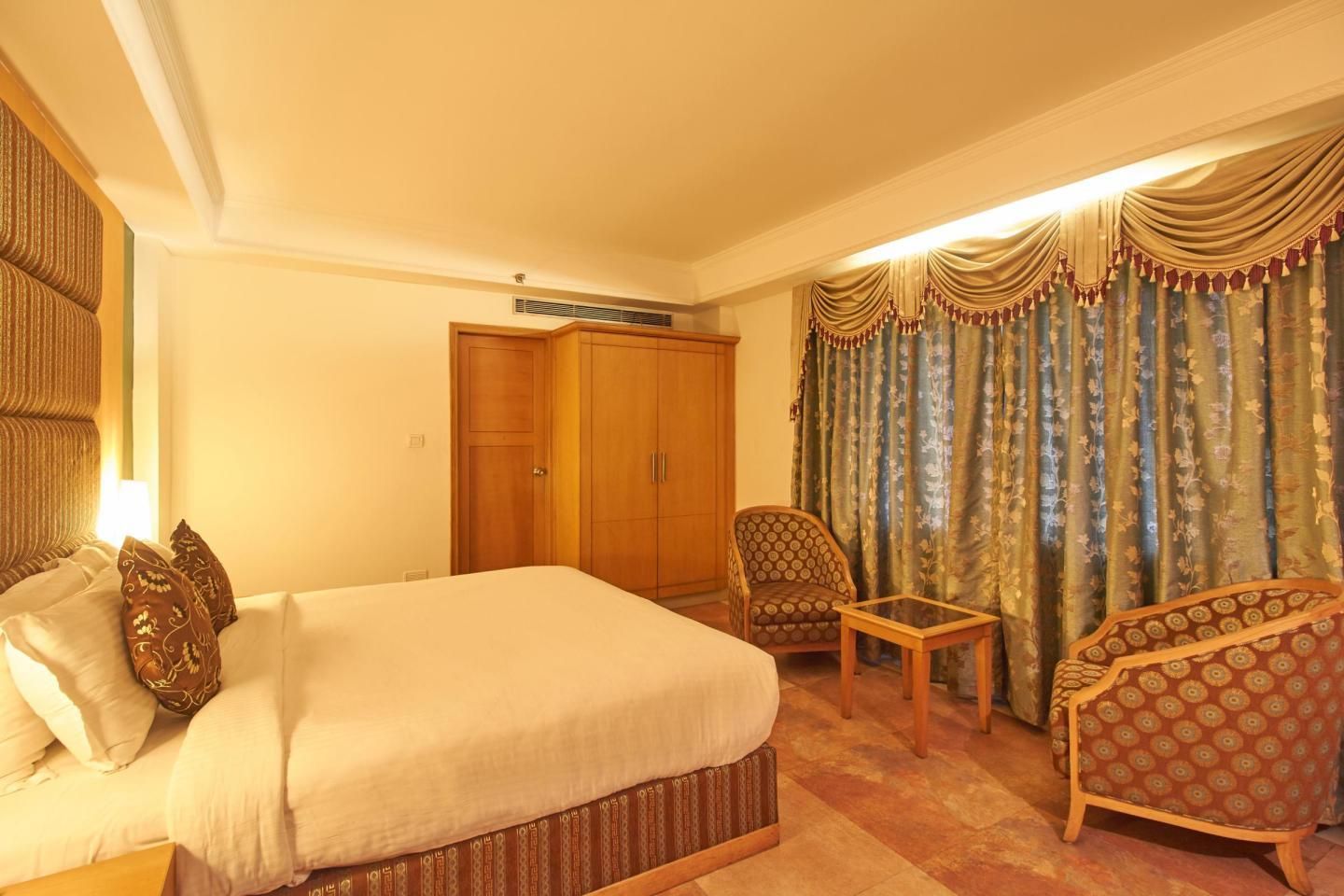 Fortune Home Service Apartment 1Bhk,L-36B,Saket 1 BHK 4