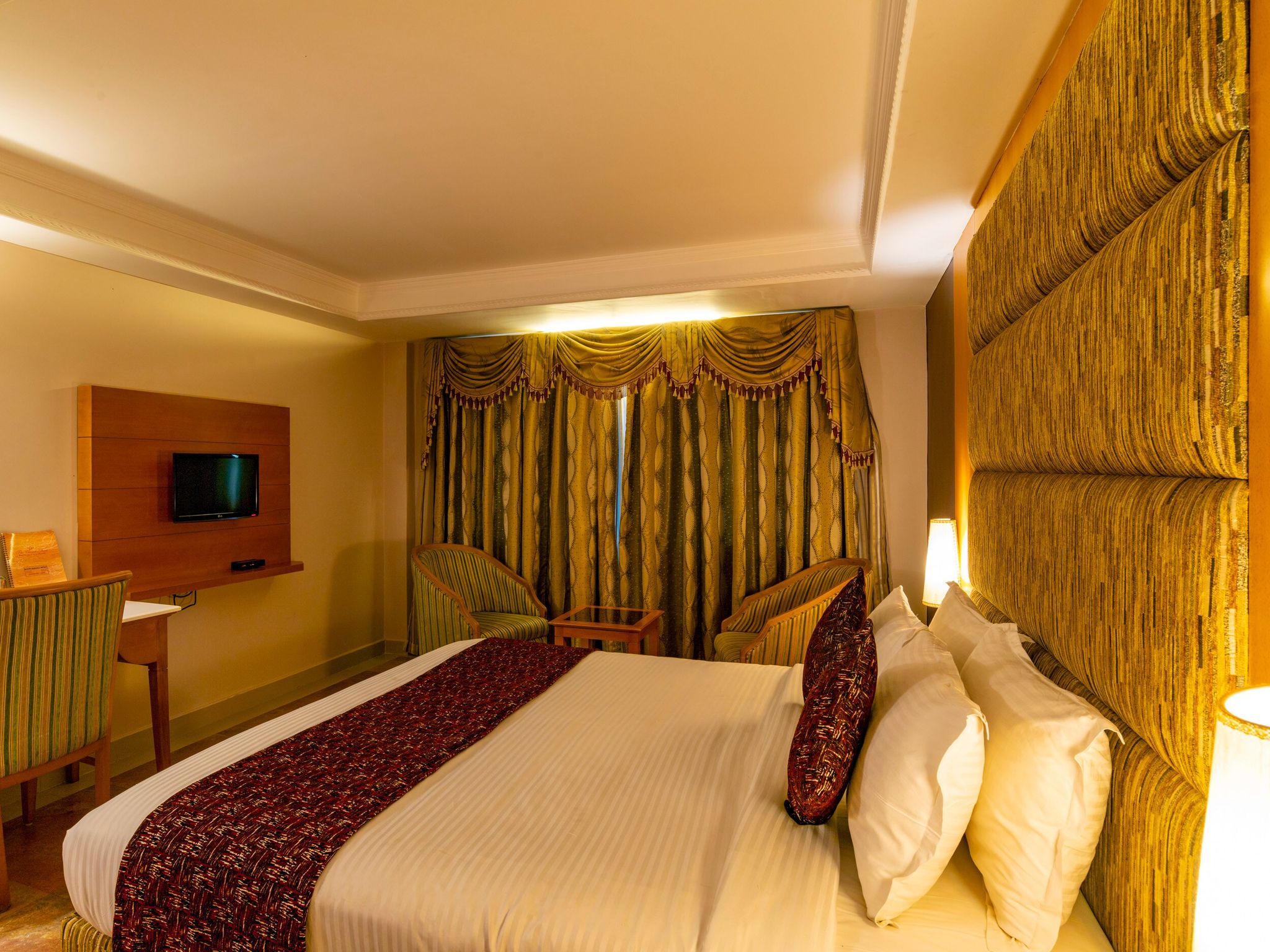 Fortune Home Service Apartment 1Bhk,L-36B,Saket 1 BHK 6