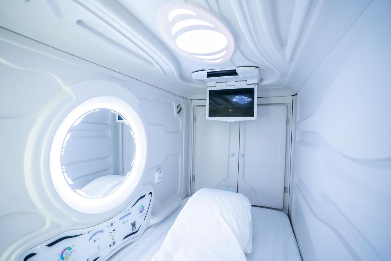 NAPTAPGO Private Double POD Room Suite 3