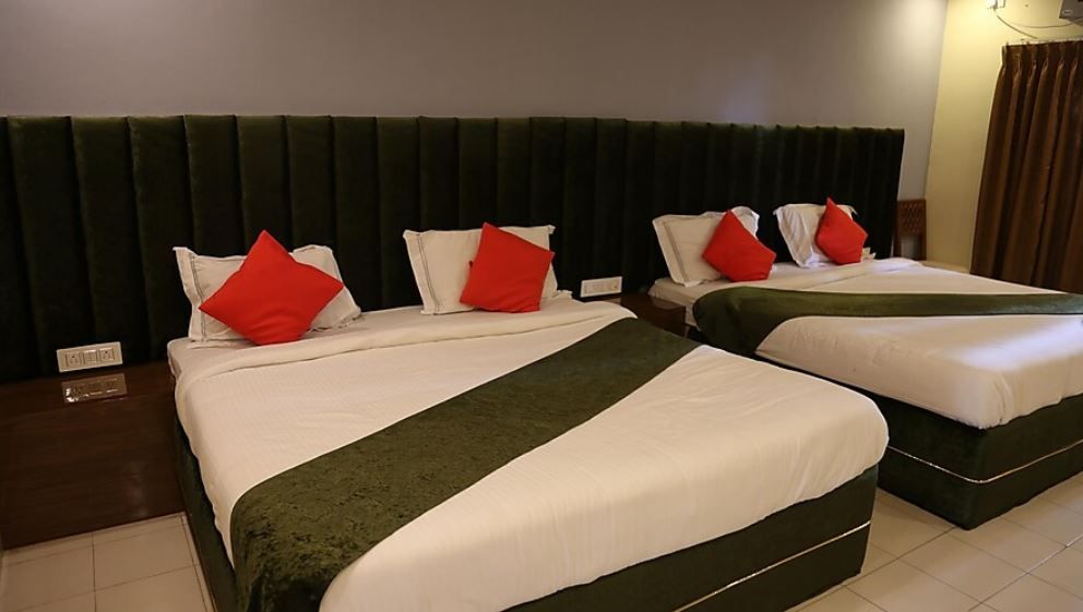 Executive Twin Bedded