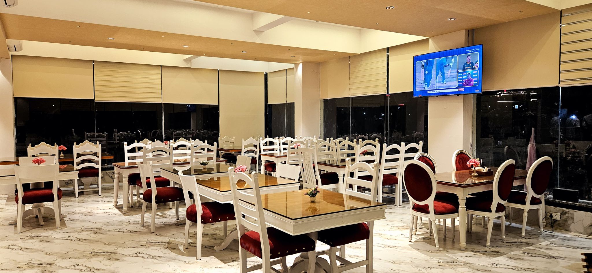 Food & Dining