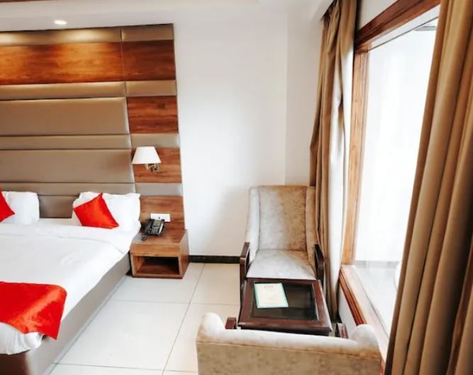 Super Deluxe Valley View