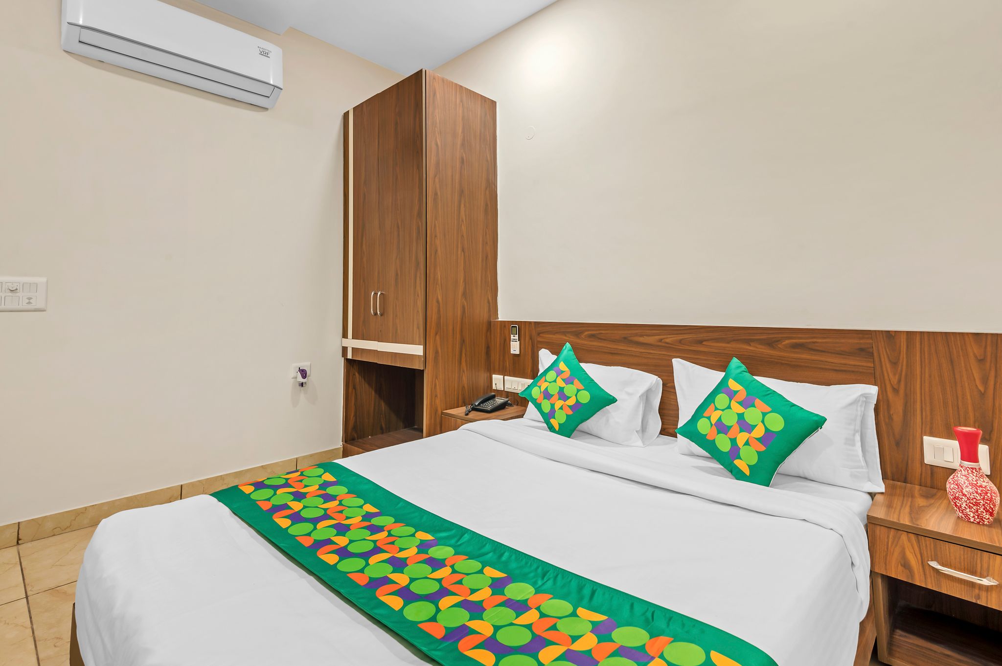 Treebo Elegant Palace Standard Room 7