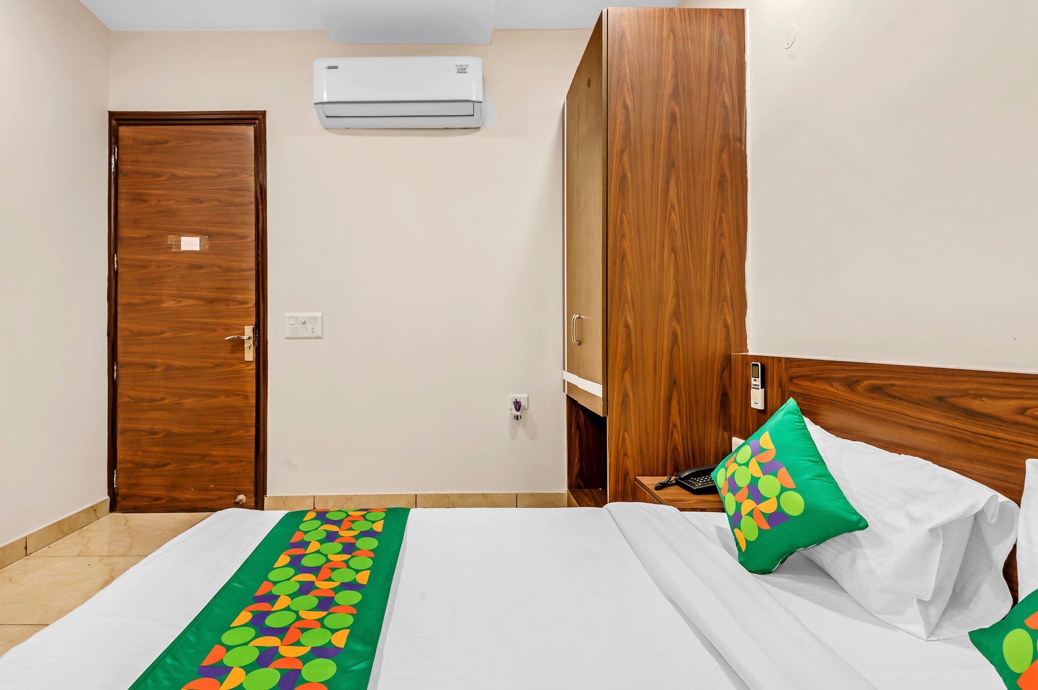 Treebo Elegant Palace Standard Room 3