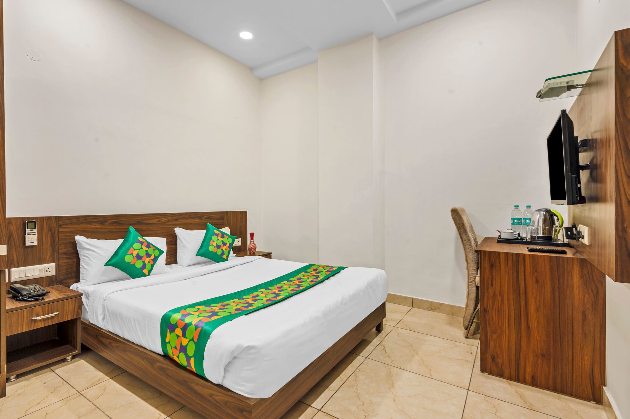 Treebo Elegant Palace Standard Room
