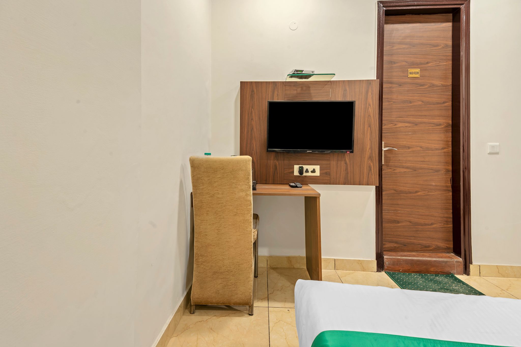 Treebo Elegant Palace Standard Room 6