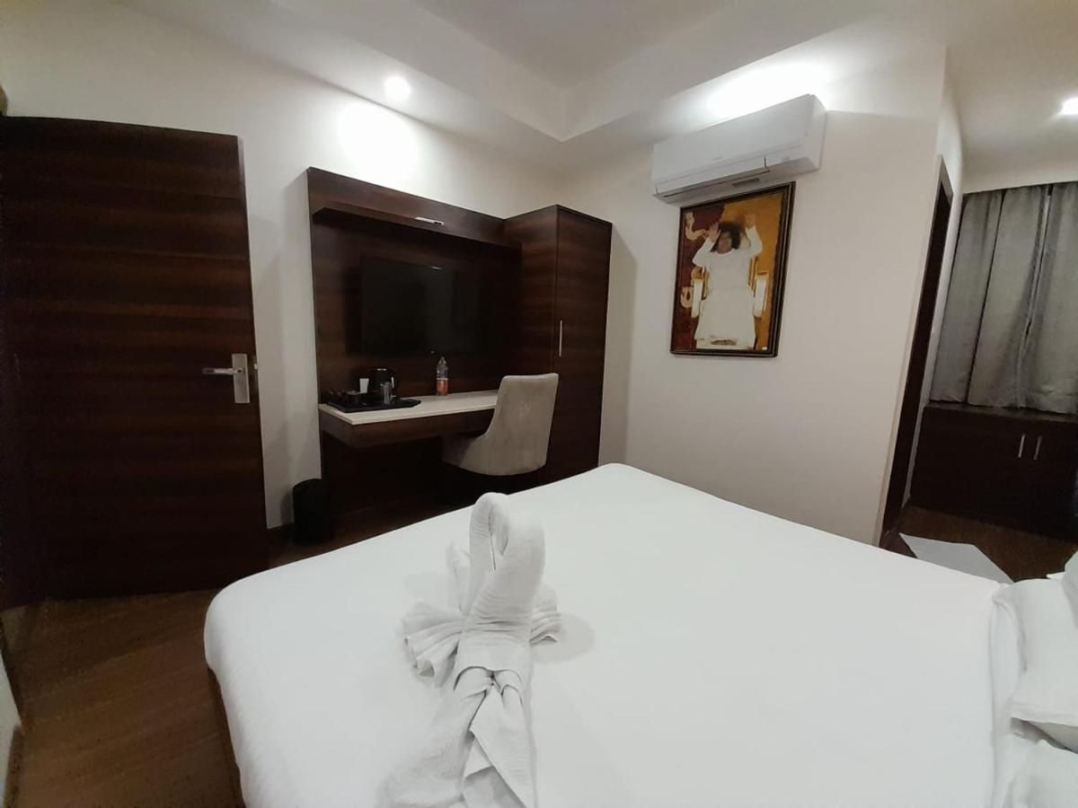 Sai Maa Hotel Deluxe Room