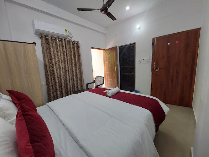 Queen Room