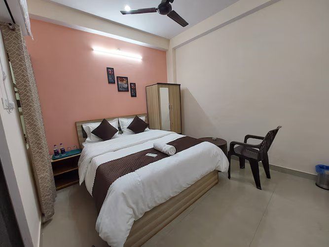 Queen Room