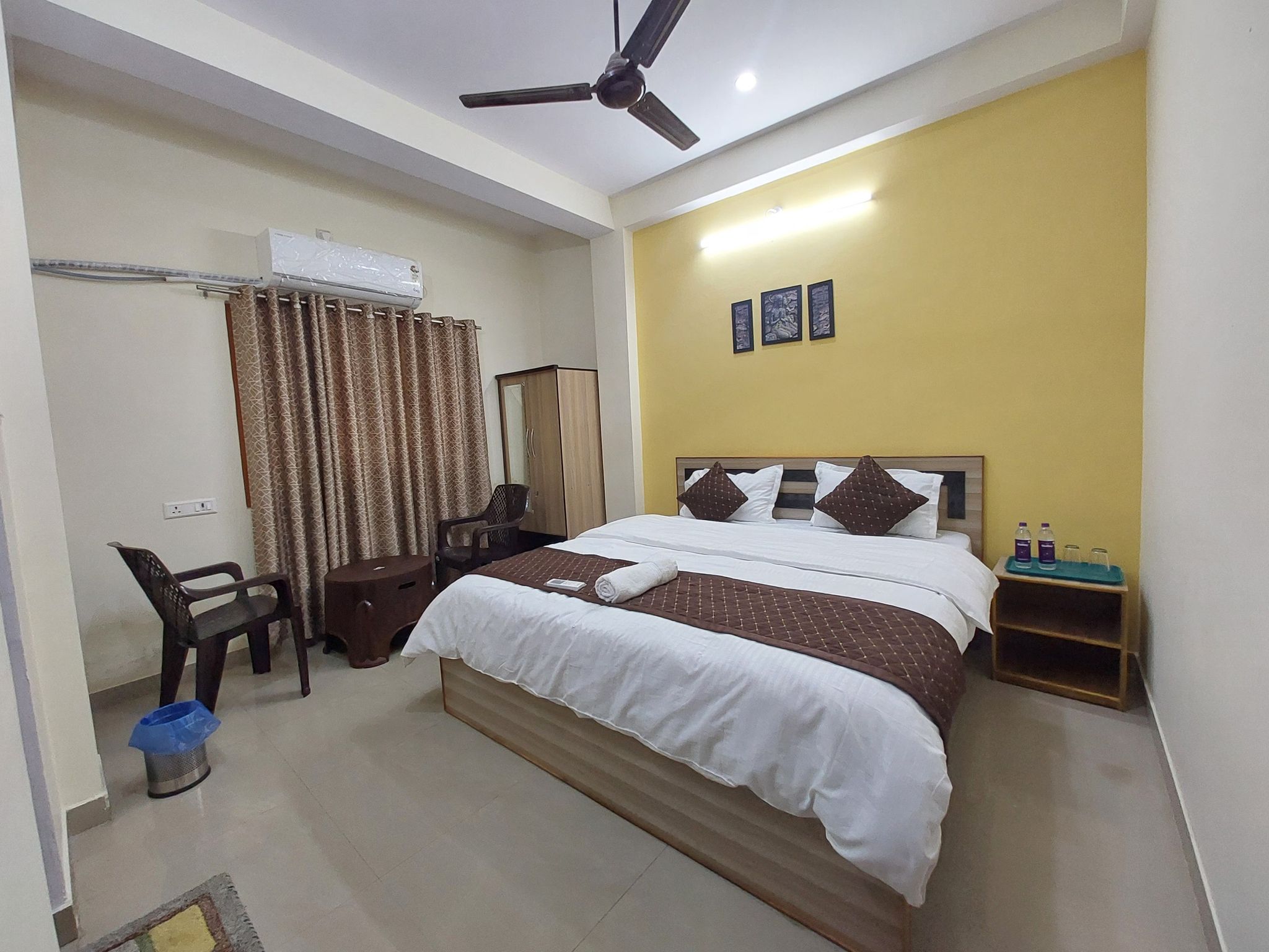 King Room