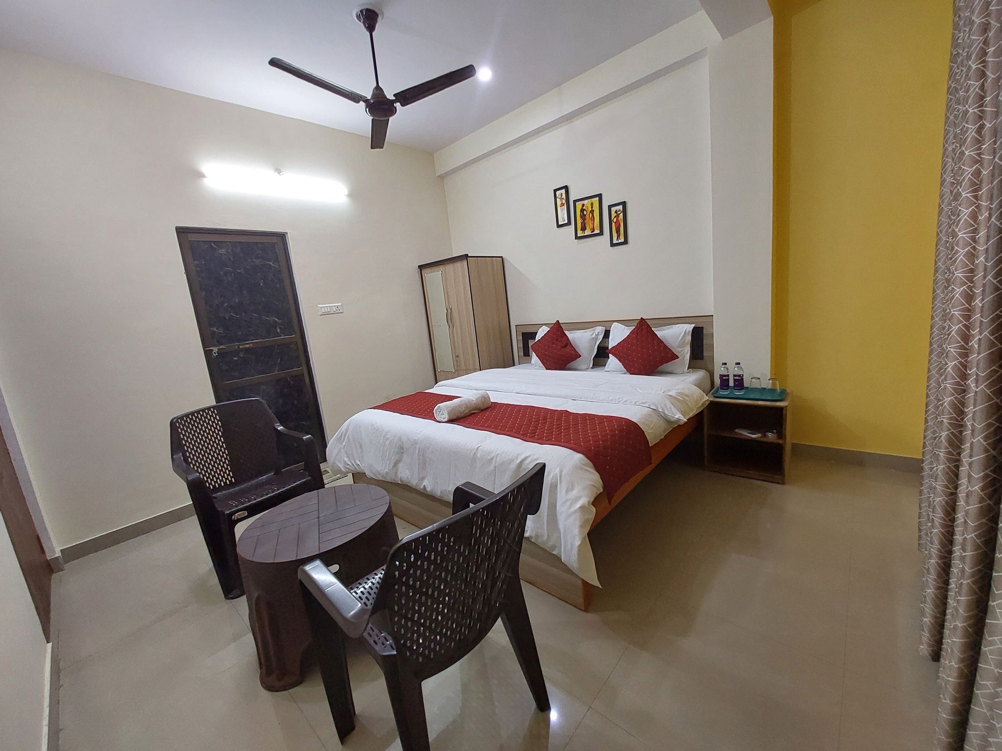King Room