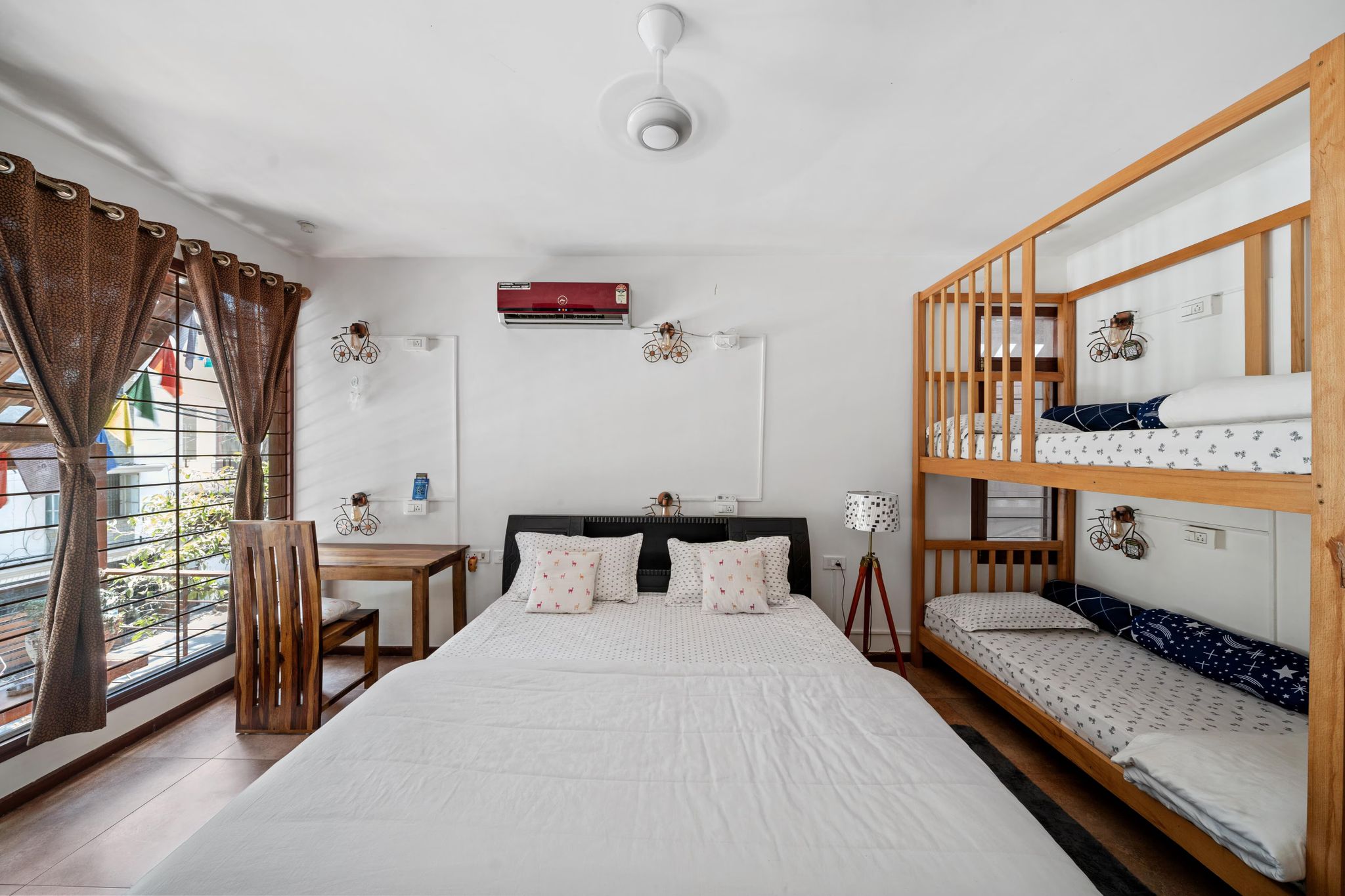 Room 4