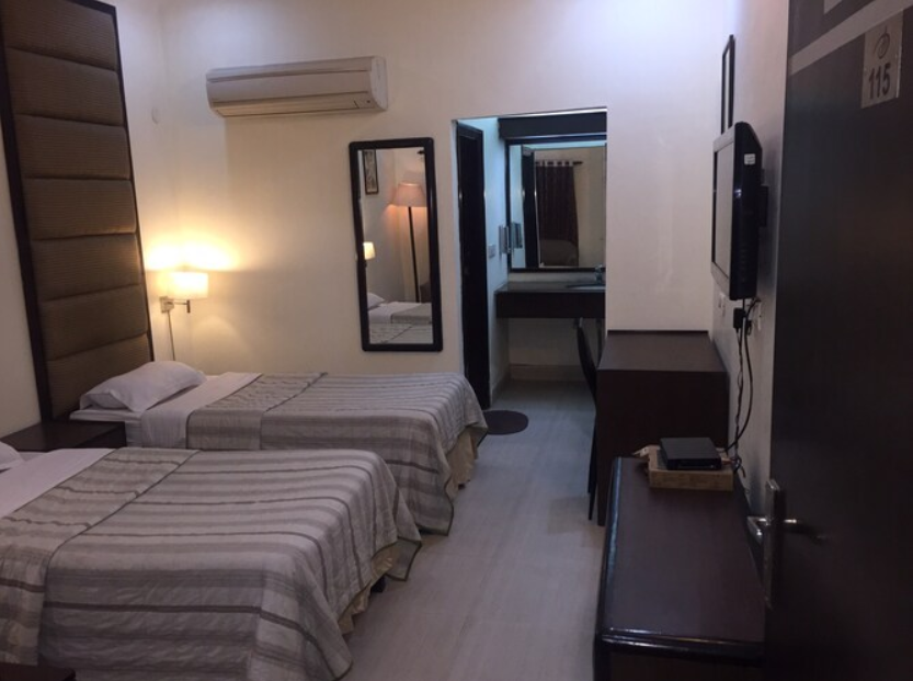 Hotel Dreamz Residency Executive Room 4