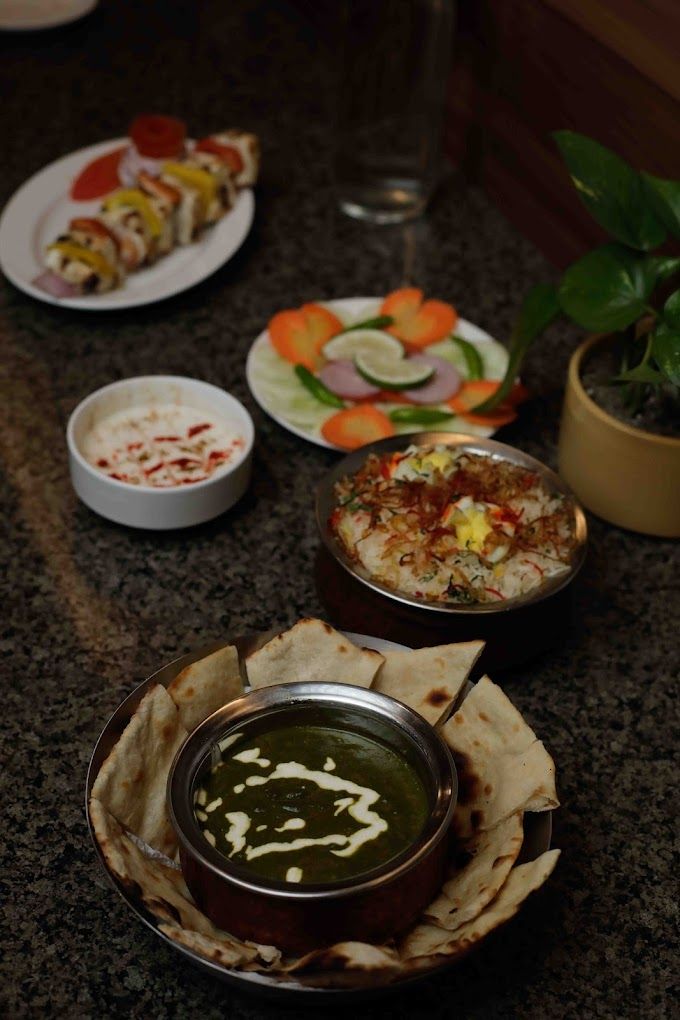 Food & Dining