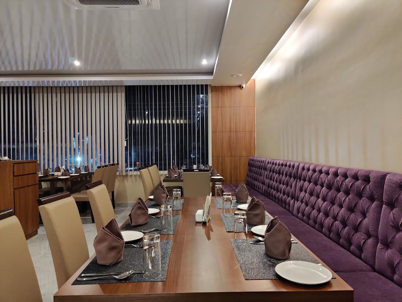 Food & Dining