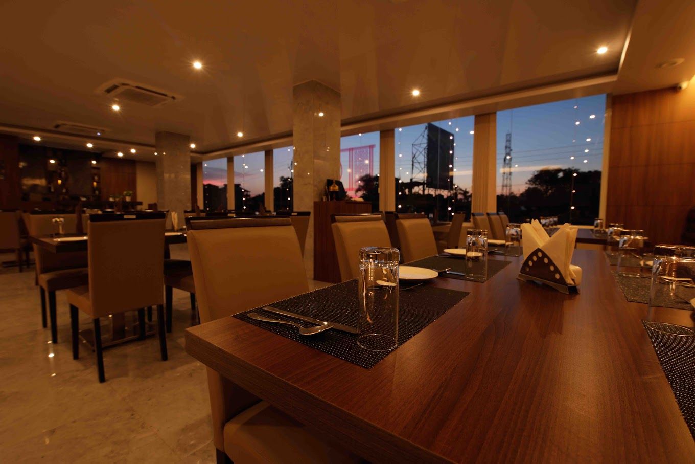 Food & Dining