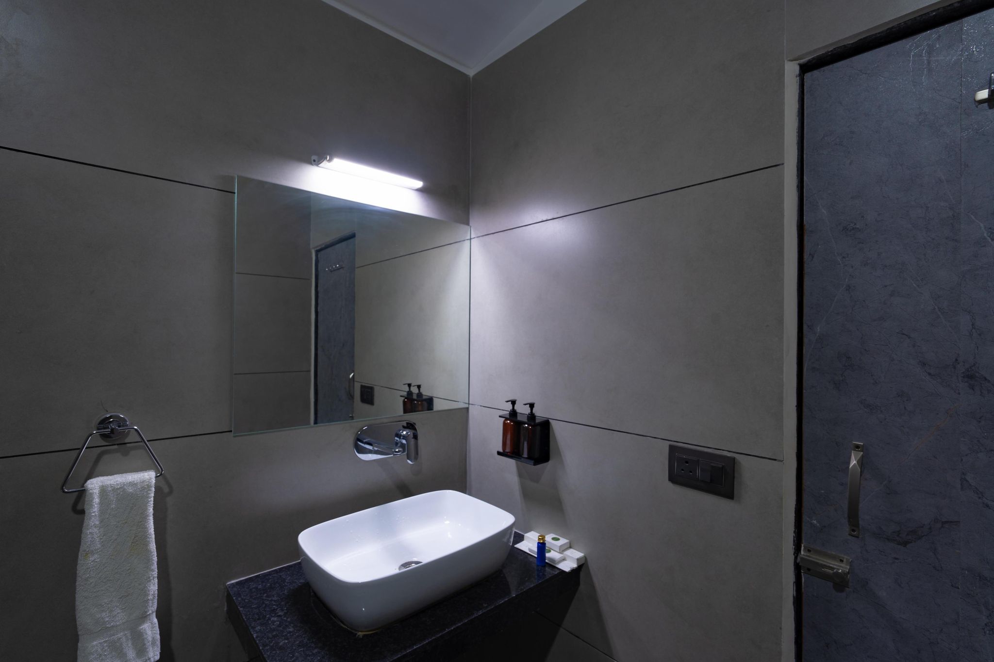 Gourissa Resort Madhai Lake View Room 5