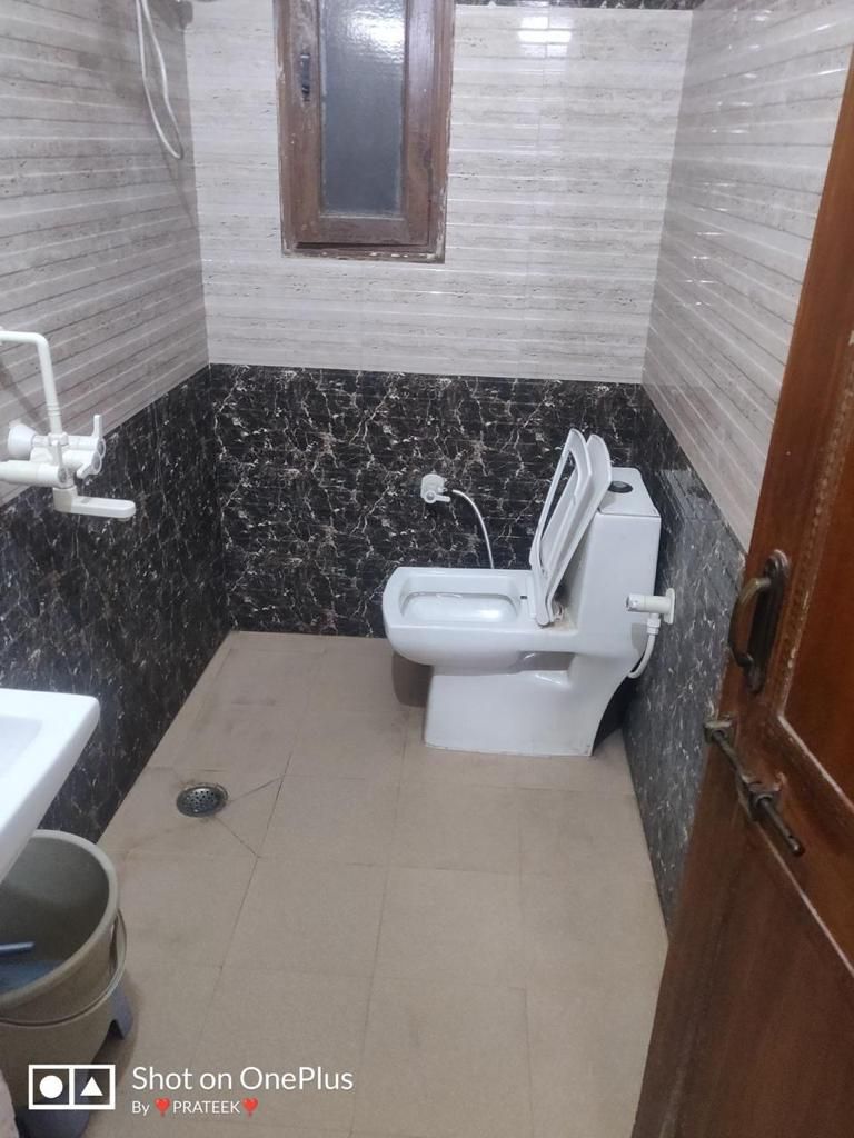 GIRIRAJ KRIPA Double Bed Room 7