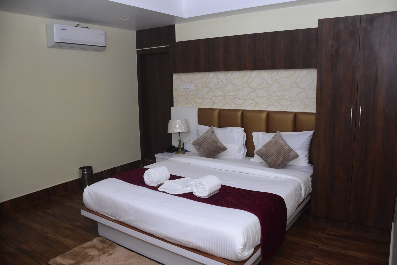 Executive Room