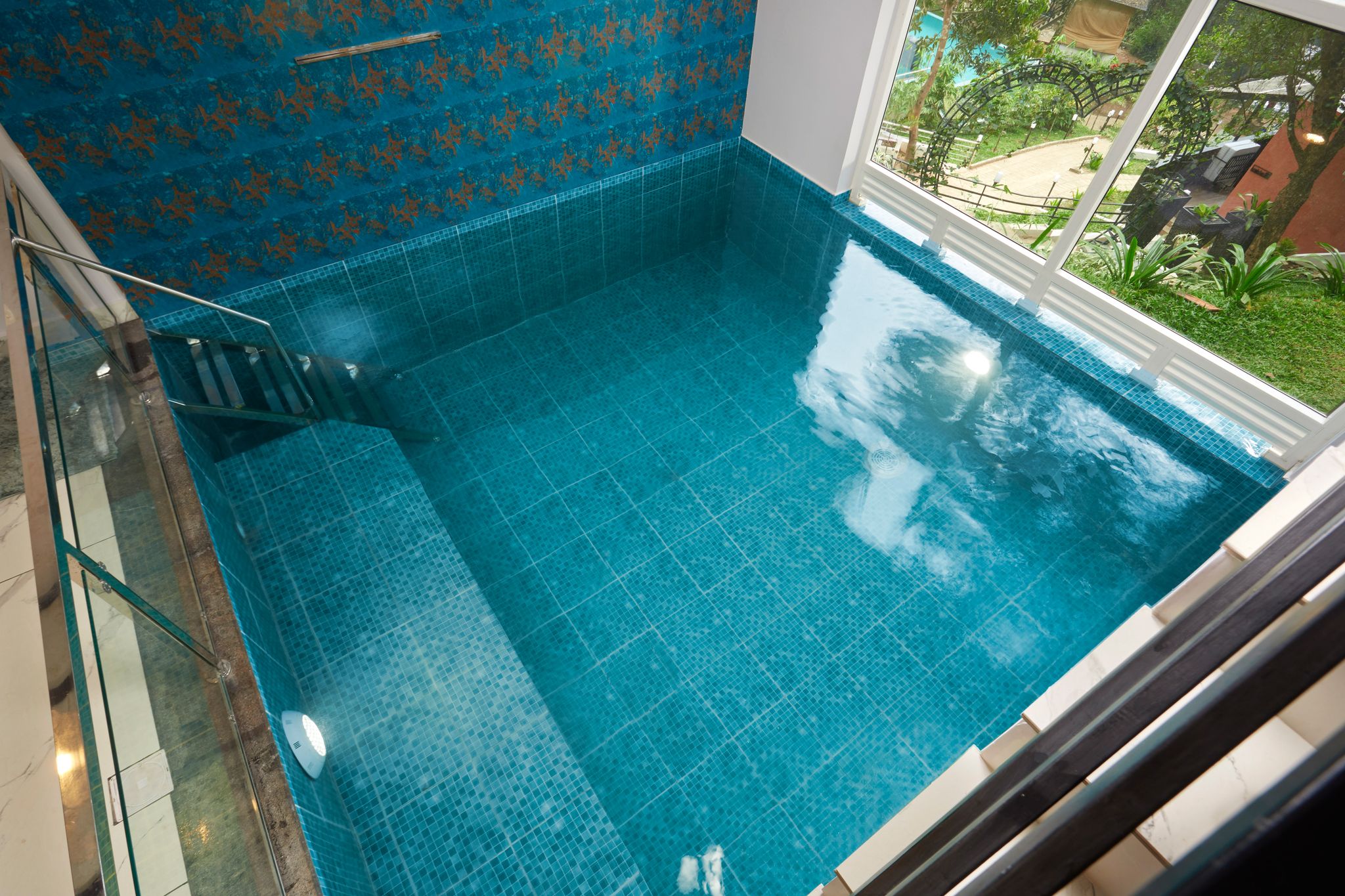 Snow Drop Pool Villa