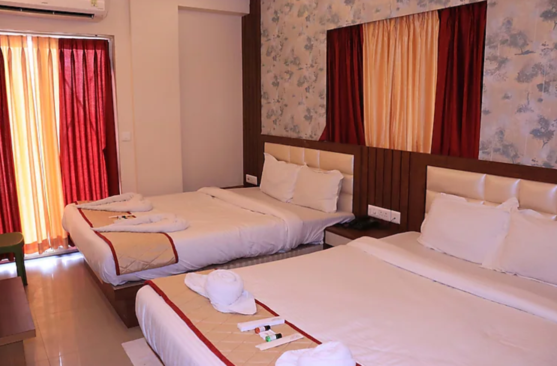 SUPER DELUXE FAMILY ROOM