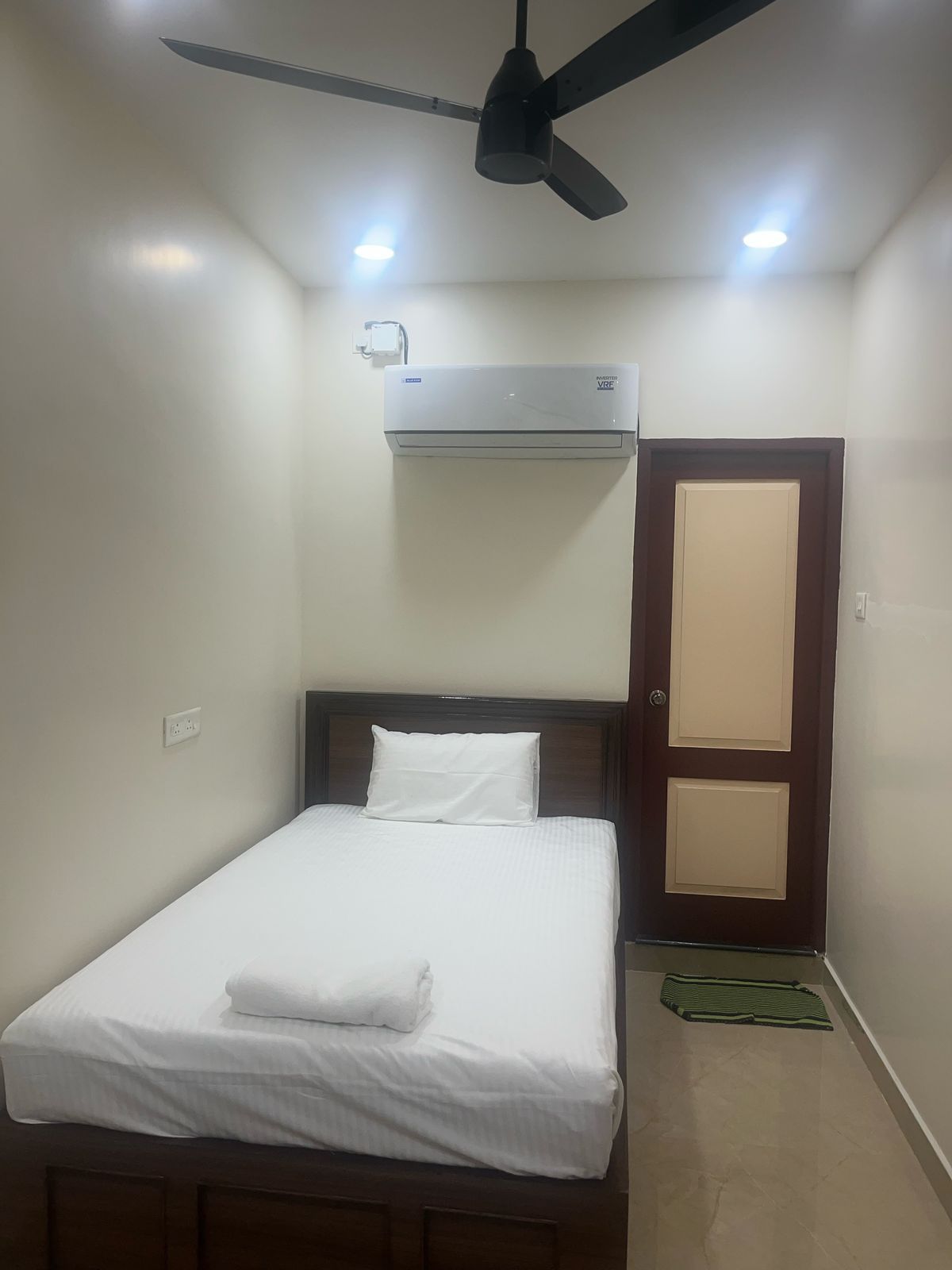 Standard Single Room