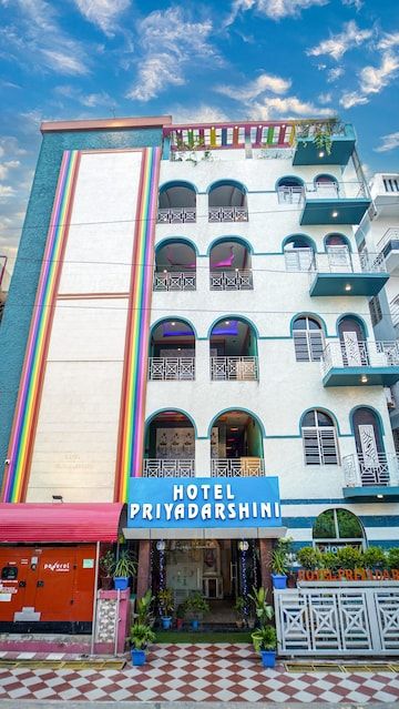 HOTEL PRIYADARSHINI