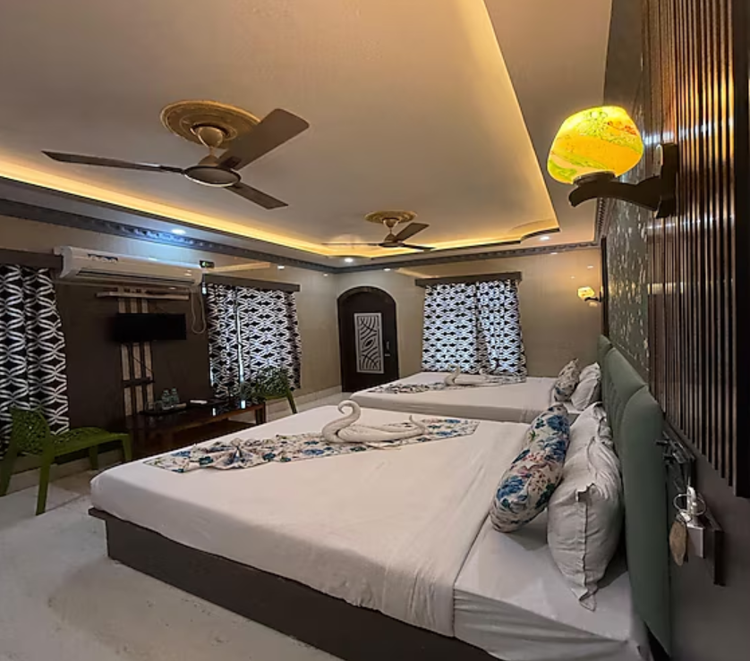 Super Deluxe Family, King, Sea View