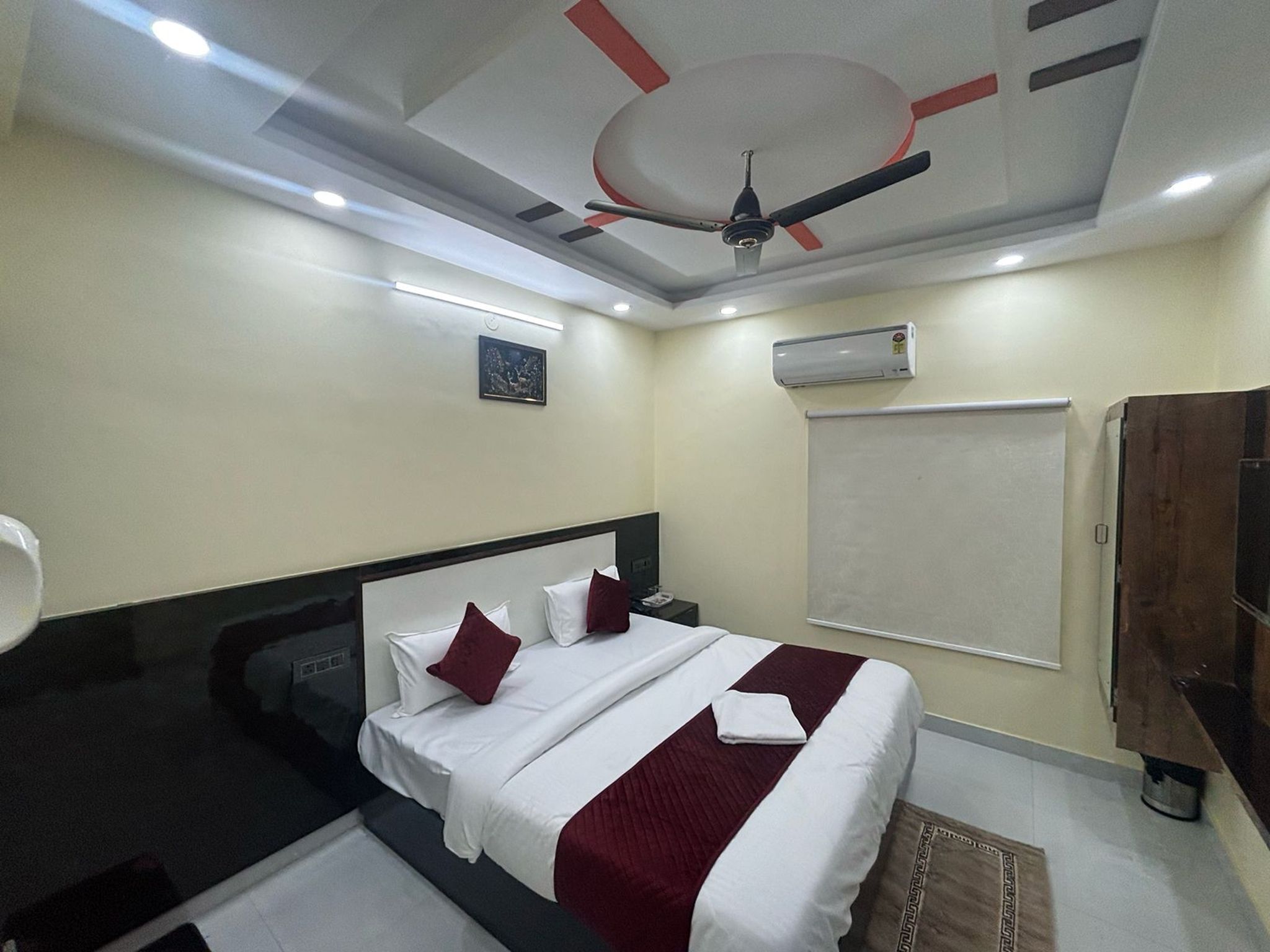 Hotel Hanumat Palace