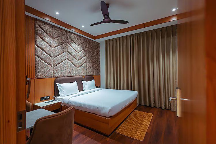 Hotel Guru Kripa Grand Super Deluxe Room