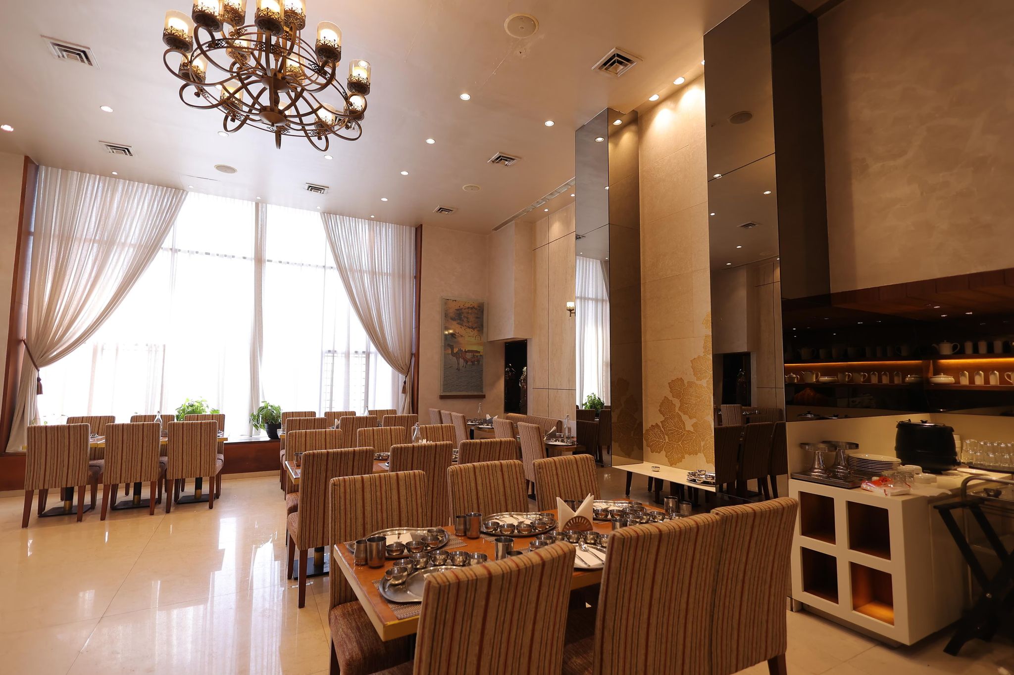 Food & Dining