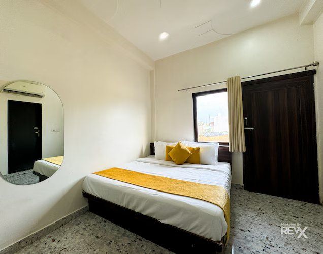 HOTEL VRINDA SAROVAR Deluxe Double room 6