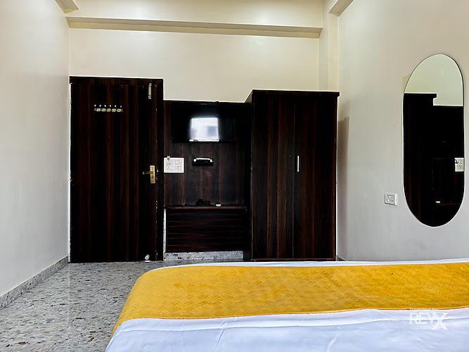 HOTEL VRINDA SAROVAR Deluxe Double room 5
