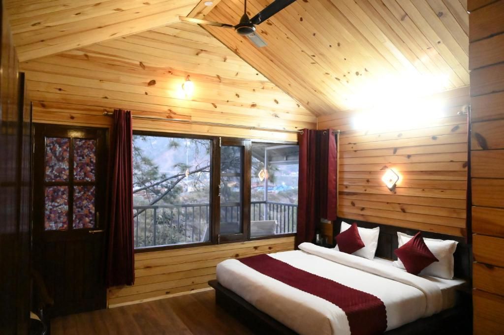 Luxury Wood Cottage