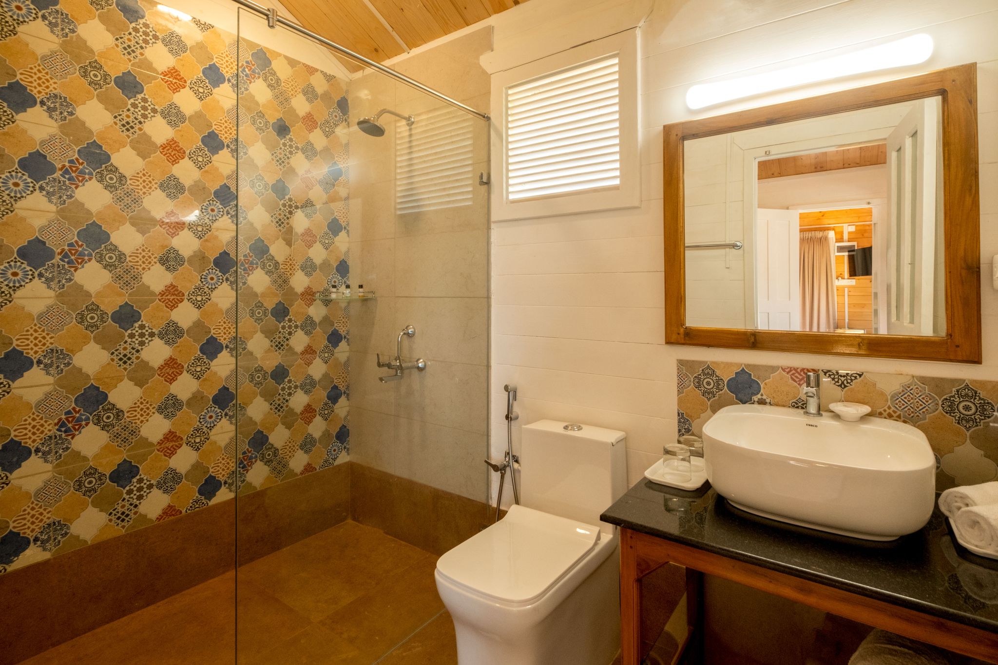 Deluxe King Room with Garden View