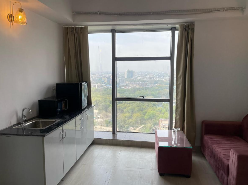 Nimantrana Luxury Suites with Pool | 5 mins Walk from Sector 75 Metro Standard Suite 8