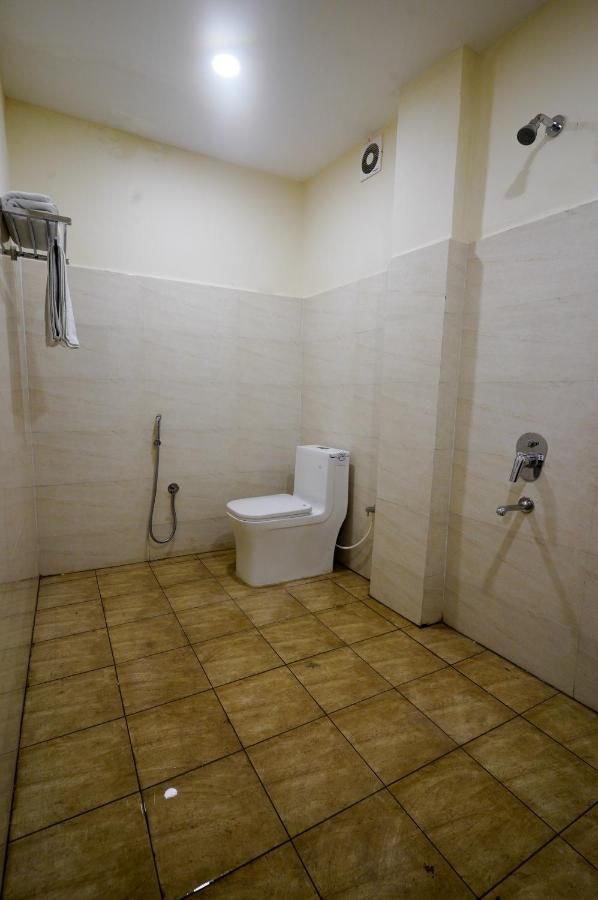 Hotel Prime Inn Deluxe Double Bed 6