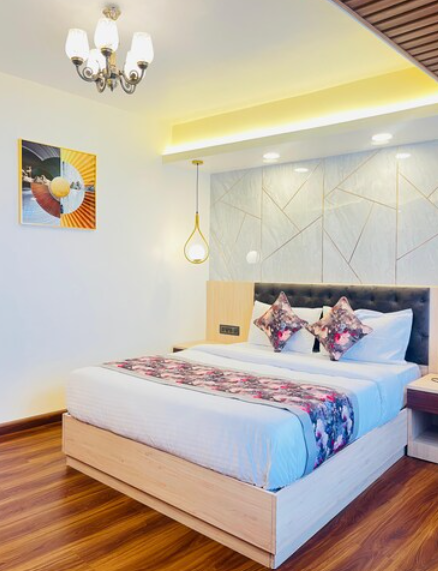 Premium Broadway Boutique Valley View