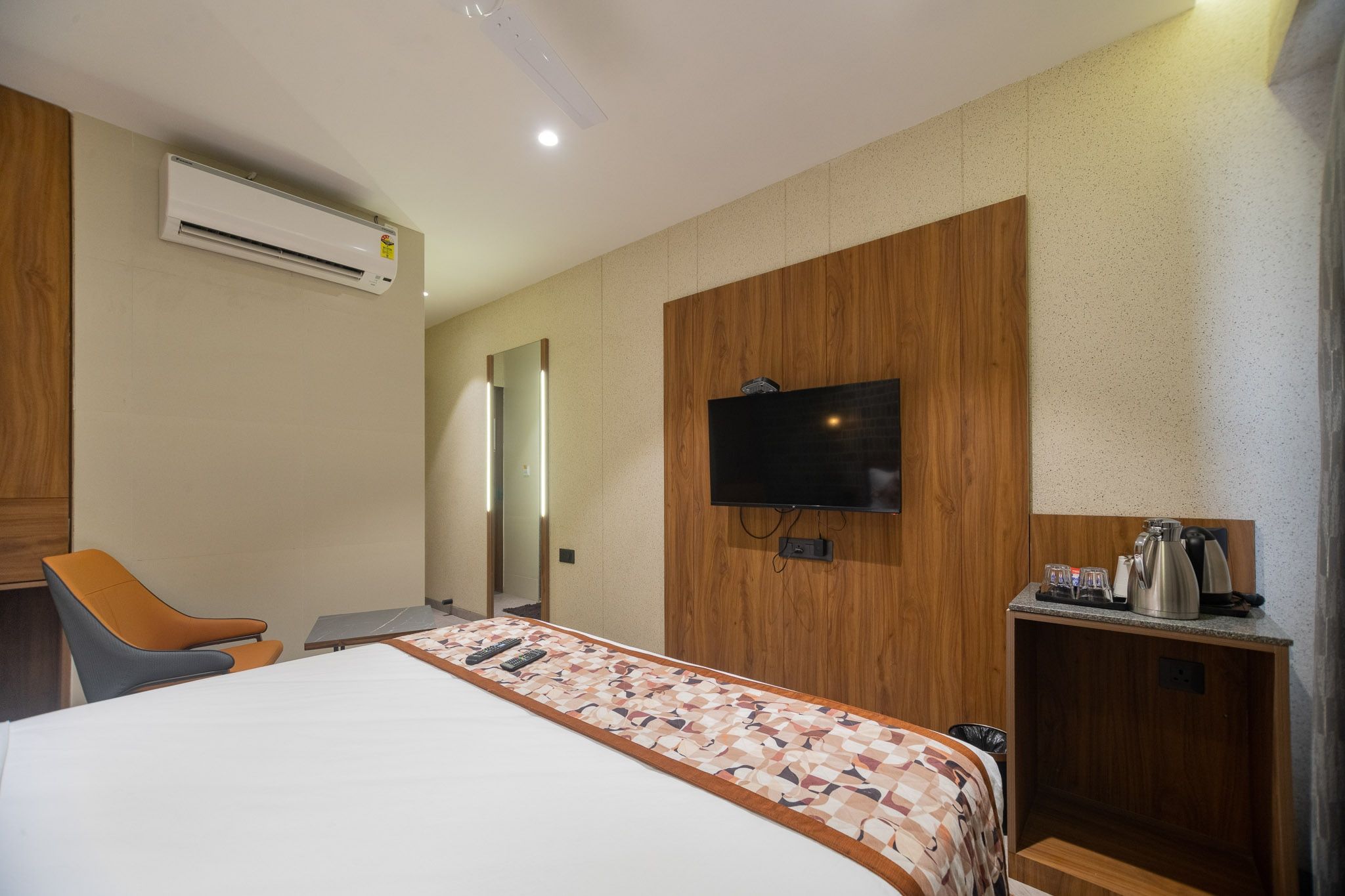 Hotel Sapphire 26